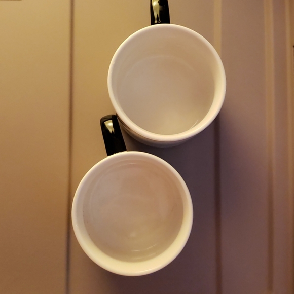 Hubby and Wifey stacking coffee mugs set - Picture 2 of 3